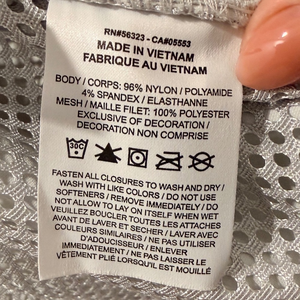 Nike ACG Smith Summit Jacket Womens L Grey UV Resistant NWT HV0583-025 - Picture 6 of 13